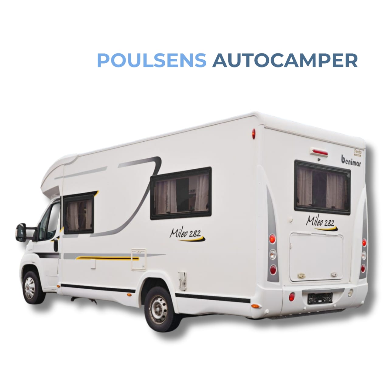 Vue arrière du Benimar Mileo 282 avec auvent