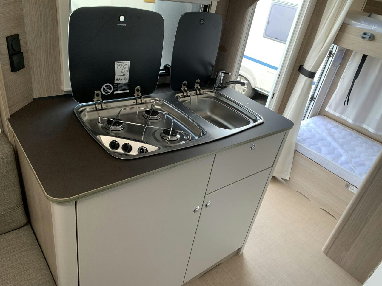 Cuisine de la Bürstner Premio Life 490 TK