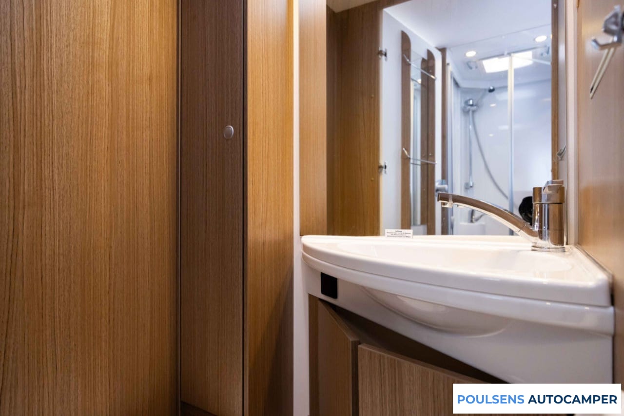 Salle de bain du Carado T 447 2019