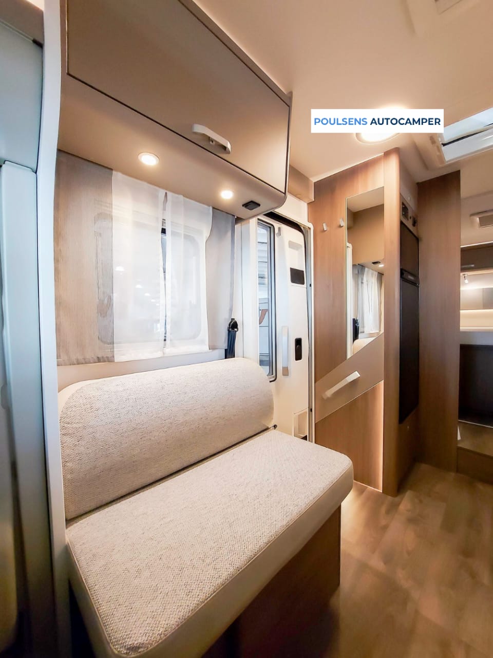 Salon intérieur du Carado T 459 Pro+