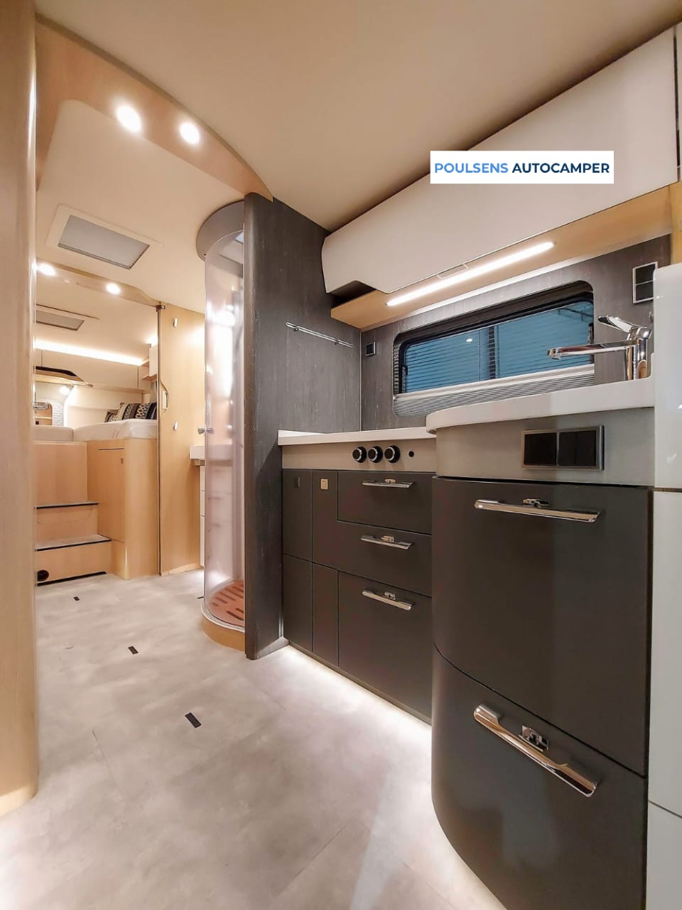 Cuisine du Hymer B‑ML I 880 BlackLine 2026