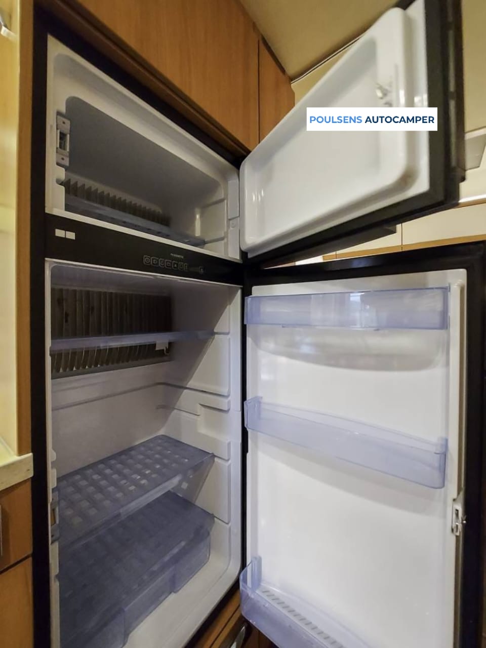 Cuisine du Hymer Exsis‑i 588 2020 avec réfrigérateur