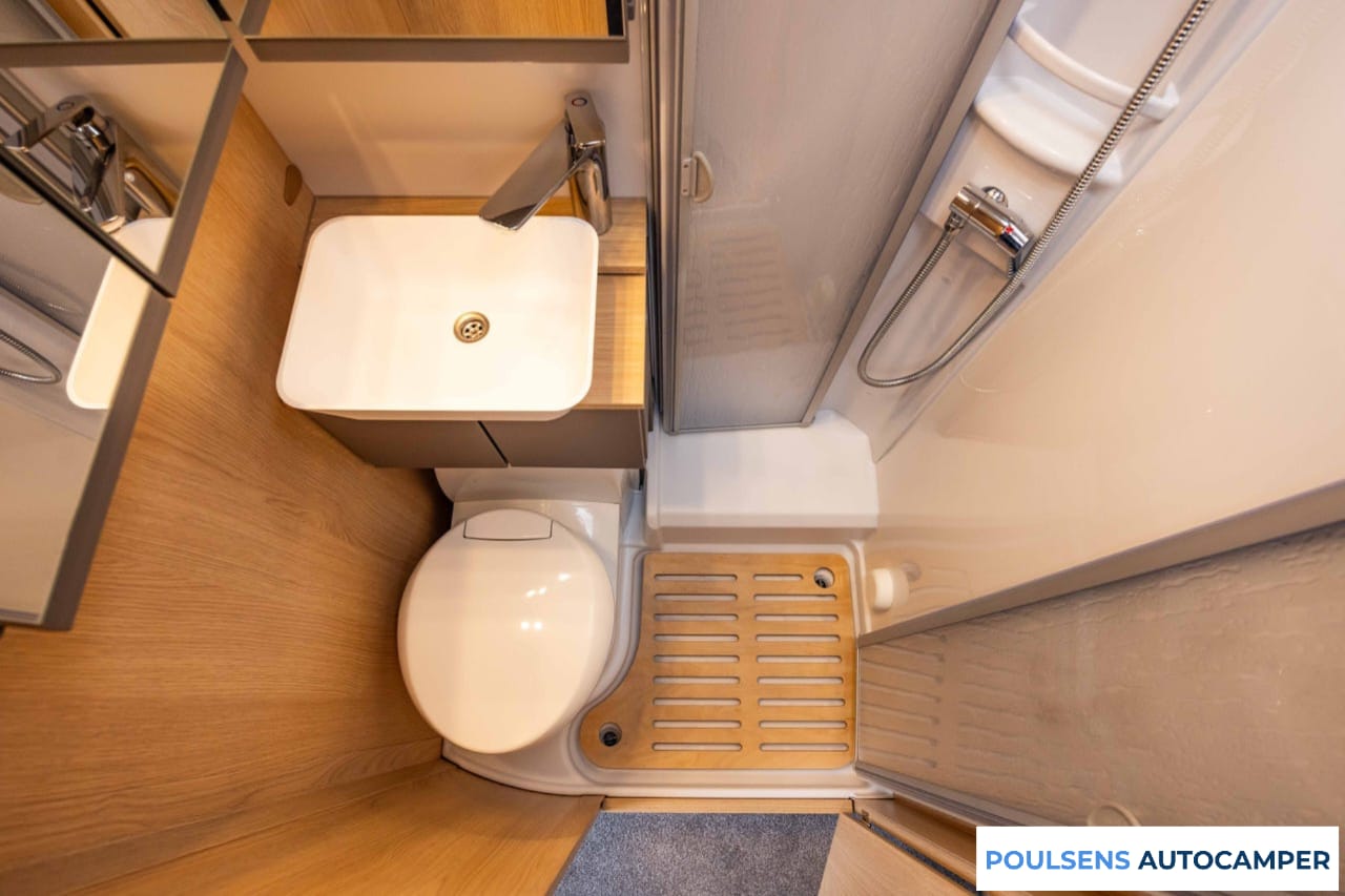 Salle de bain du LMC Tourer Lift H 660 2022