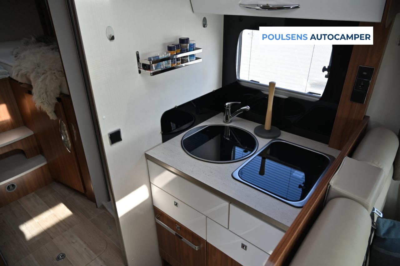 Cuisine du Pilote P706 Essentiel