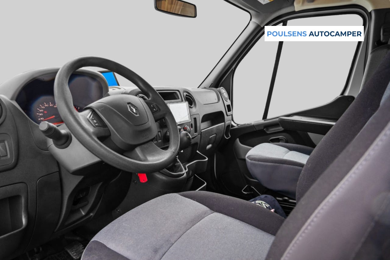 Cabine avant du Rimor 97F3