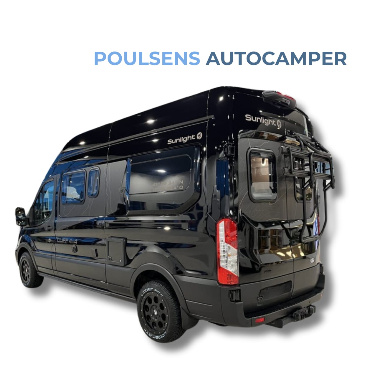 Vue arrière du Sunlight Cliff 590 4x4 Green Trek